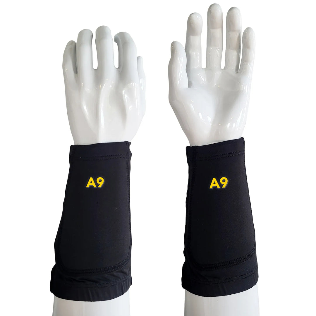 Elite/Bonderkage Compression Wrist Sleeve With Two-sided A9 Laceration Protection