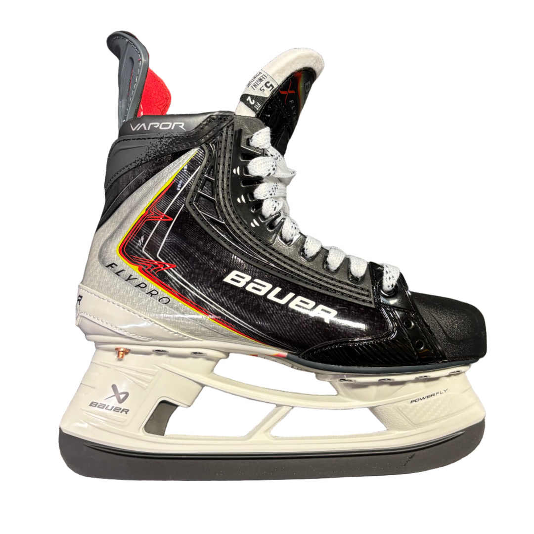 Bauer Vapor Fly Pro Intermediate Hockey Skate