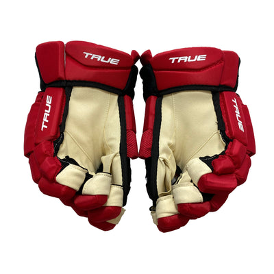 True Catalyst Team Custom Stouffville Clippers Hockey Gloves