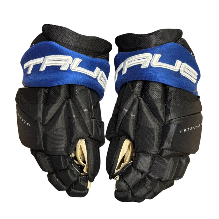 True Catalyst 9X - Toronto Maple Leafs (Drew House) - Pro Stock Hockey Glove - Victor Mete