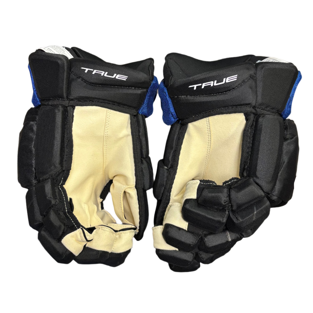 True Catalyst 9X - Toronto Maple Leafs (Drew House) - Pro Stock Hockey Glove - Victor Mete