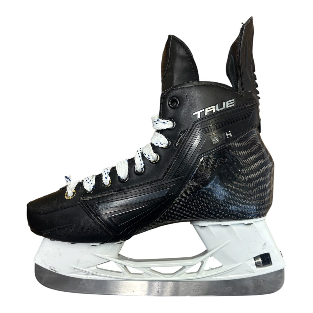 True SVH Custom - Pro Stock Hockey Skate - Black - 7.5D