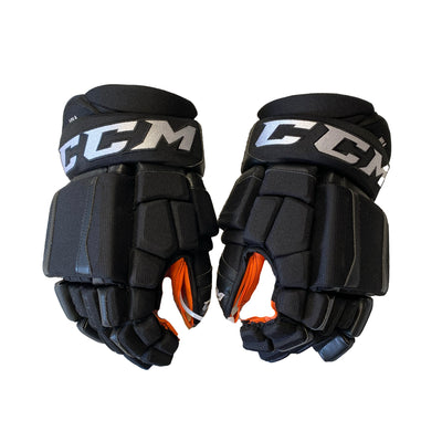 CCM HGCL Philadelphia Flyers - Home - Pro Stock Gloves - Keith Yandle - Orange Palms